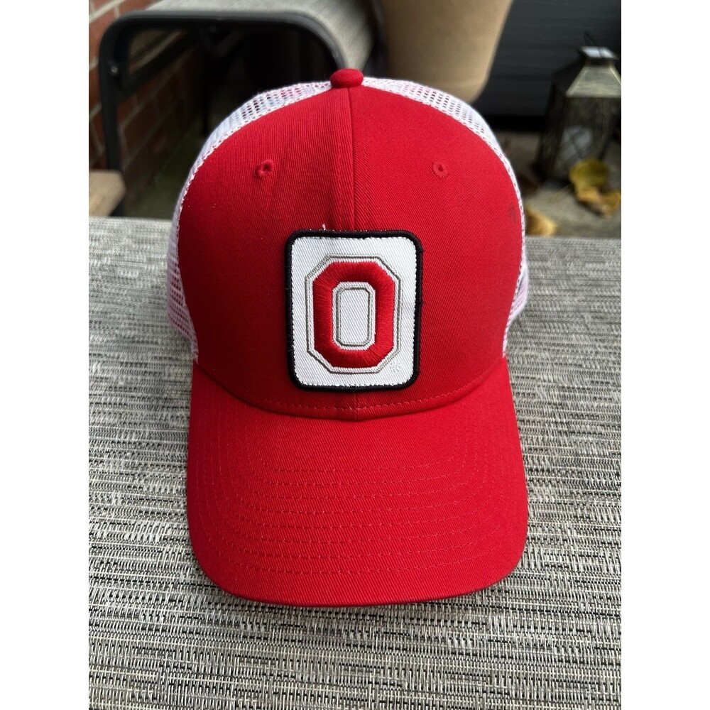 Nike Ohio State Buckeyes Red White Mesh Trucker Cap Classic 'O' Logo One Size